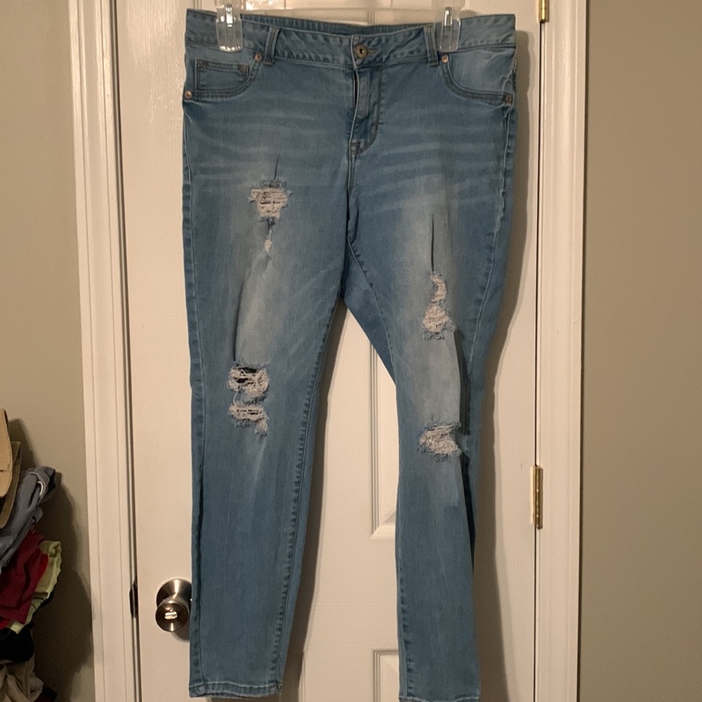 Maurice’s Size 16 Jeans